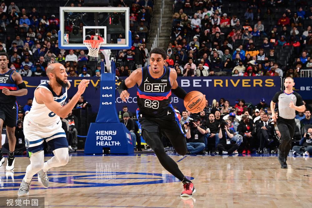 也是球迷们 也是球迷们