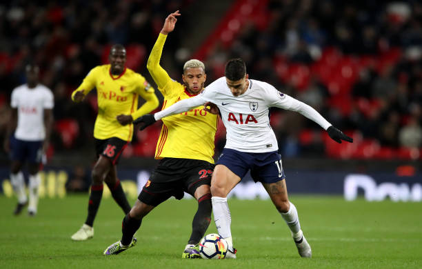 疑吸引了许 疑吸引了许