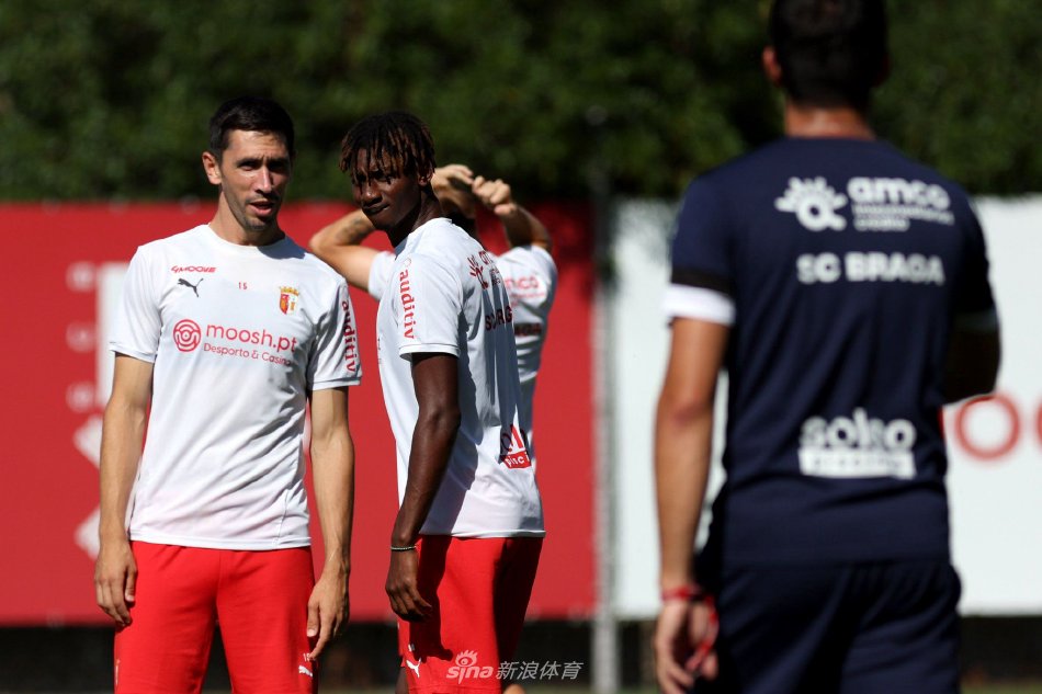 在一个璀璨 在一个璀璨